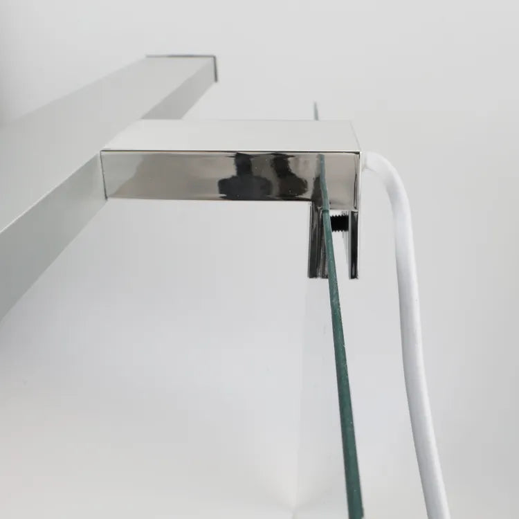 LAMPADA DA BAGNO IN POLICARBONATO 5W 400LM 4000K IP44 30C